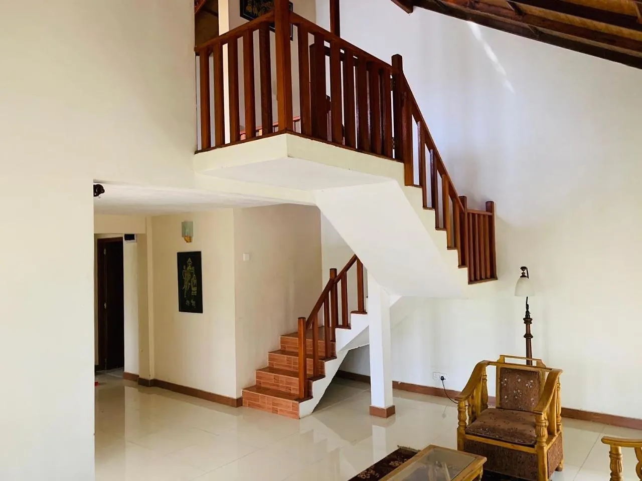 Breezy Loft - Nuwara Eliya Villa